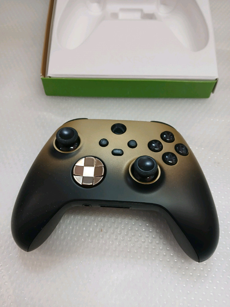 Xbox 시리즈 컨트롤러용 골드 쉐도우 컨트롤러 새제품 풀박스 이미지