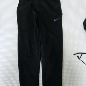 나이키 트레이닝 써마 조거 팬츠 블랙 M사이즈