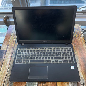 삼성 블랙 노트북 15.6인치 i5-5세대 8GB 237GB NT500R5Z-K58BA (118)