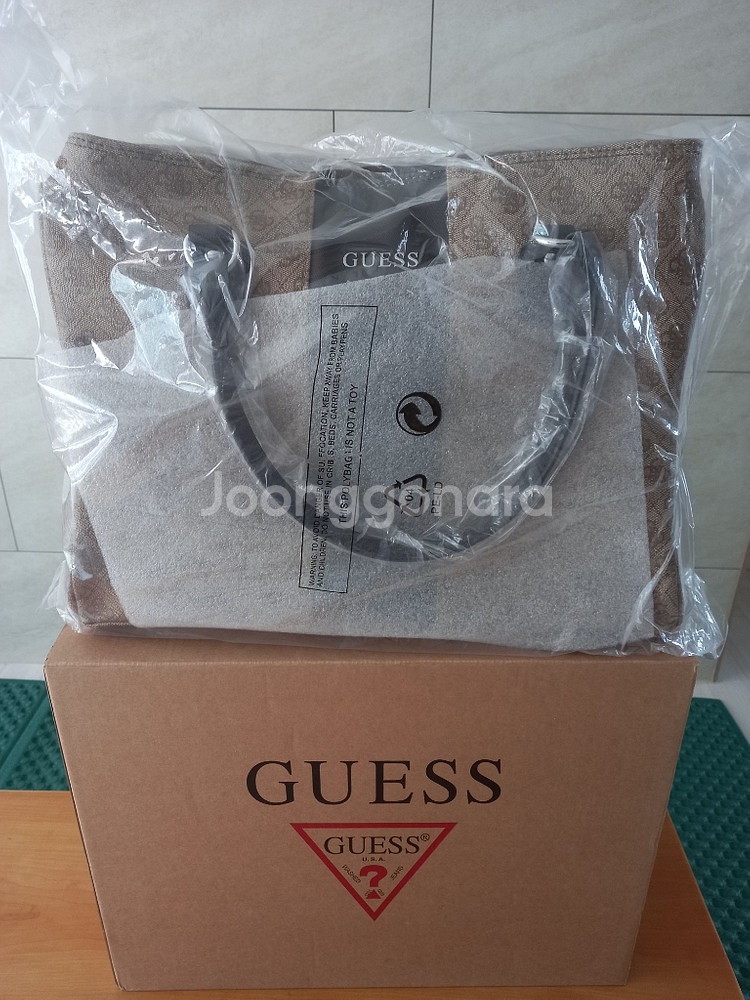 정품GUESS)게스NISSANA트래블 백(쇼핑도트)미개--6