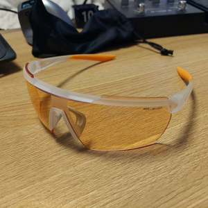 나이키 윈드실드 엘리트 선글라스 cw4660-913