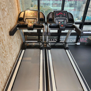 헬스장용 런닝머신 판매합니다