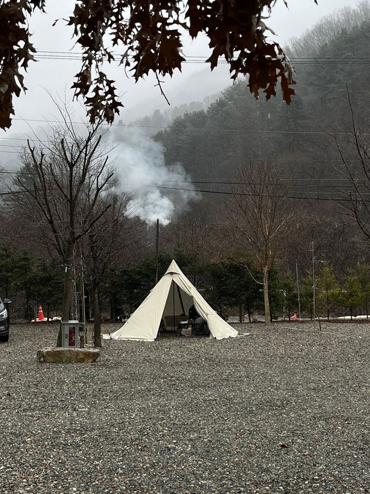 미개봉 새제품 겨울 동계캠핑 티피텐트 2인용 이미지