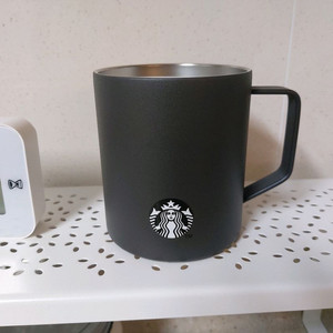 스타벅스 블랙데비머그 새상품...4만원 택포