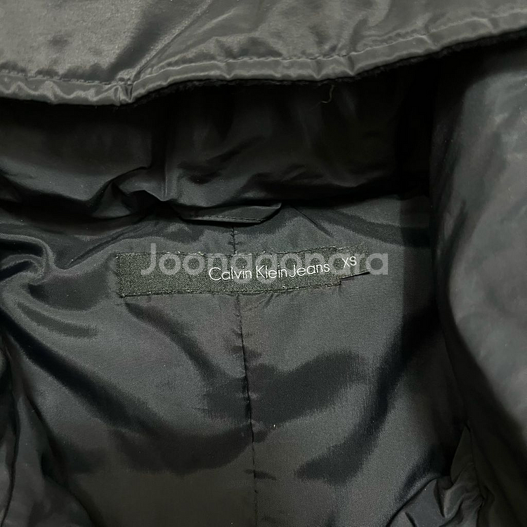 켈빈클라인 진스 여성 덕다운 와펜 후드 롱패딩 점퍼 [블랙] XS/85--3