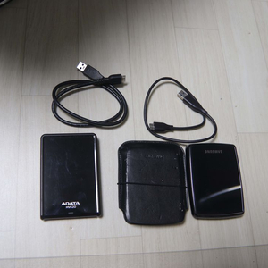 외장하드 2.5 인치 1tb , 500 기가