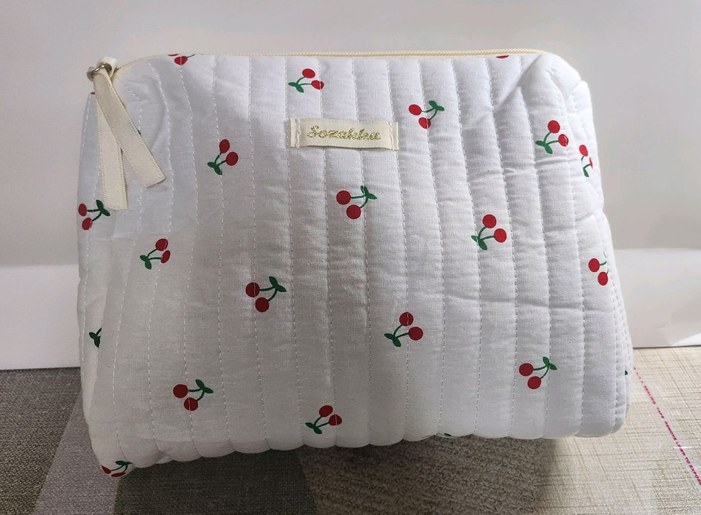 체리 도톰한 파우치--1