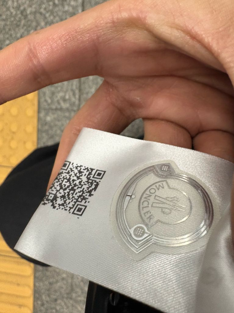 몽클레어 패딩 마야 4사이즈 판매합니다 이미지