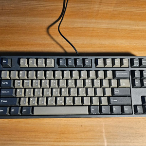 레오폴드 FC750R 텐키리스 기계식 키보드 갈축 이미지