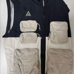 나이키 ACG 조끼