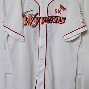 SK와이번스(SSG랜더스) 미즈노 왕조 홈 유니폼(전준호 지급, 실착)