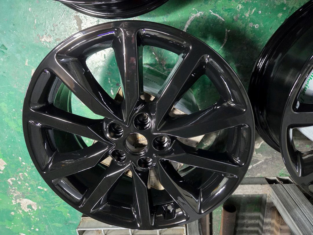 올뉴쏘렌토 19인치 순정 크롬도장 휠 박리후 분체블랙유광 도장복원 제품--4