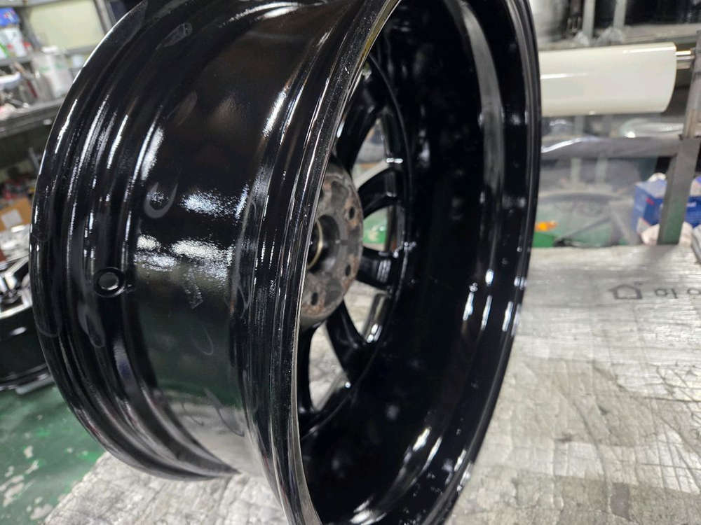 올뉴쏘렌토 19인치 순정 크롬도장 휠 박리후 분체블랙유광 도장복원 제품--8