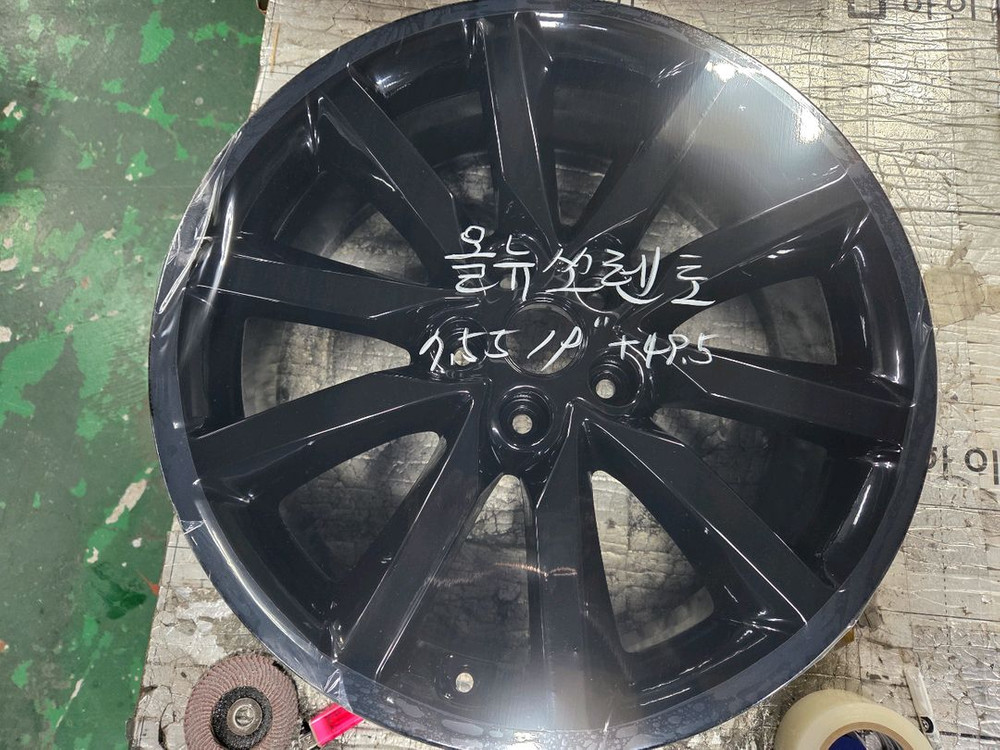올뉴쏘렌토 19인치 순정 크롬도장 휠 박리후 분체블랙유광 도장복원 제품--9