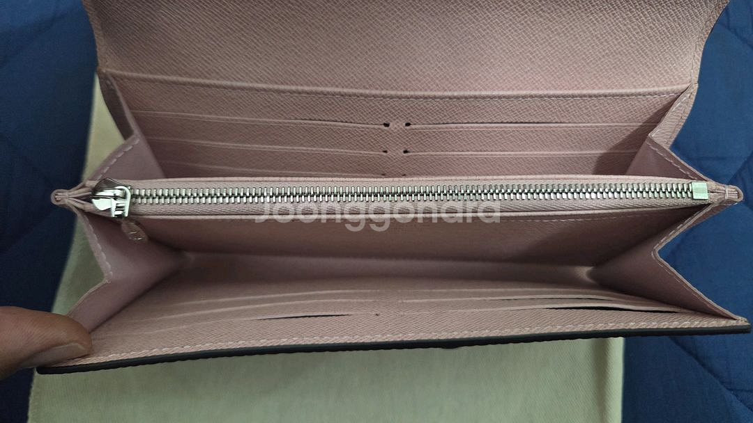 루이비통 핑크 트위스트 장지갑 M61178--4