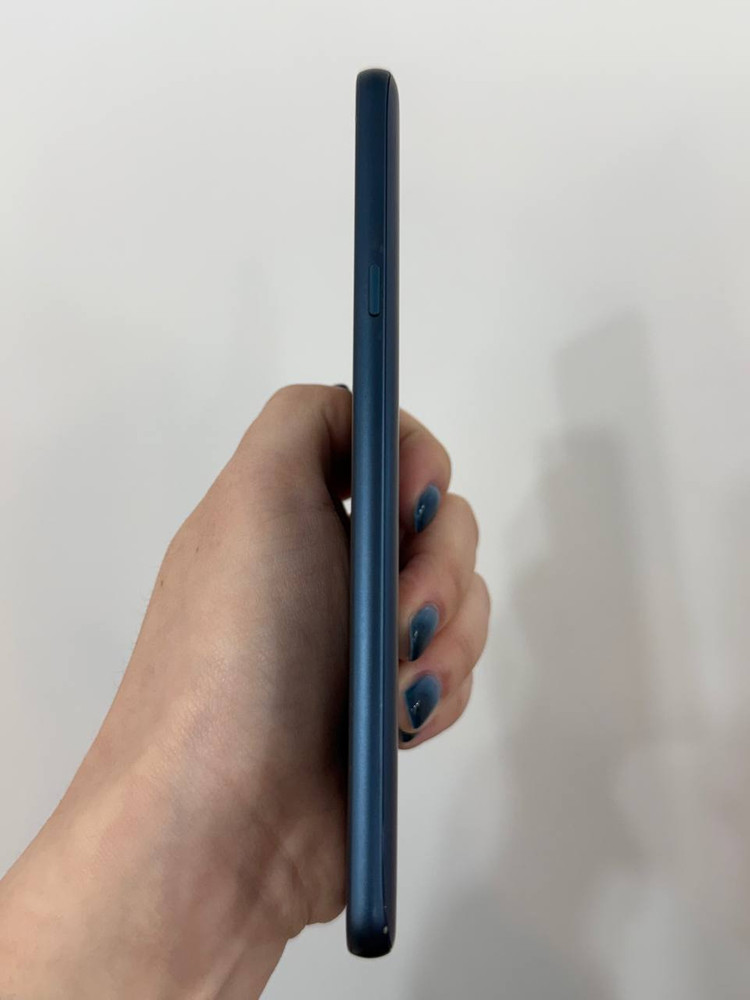 무잔상)LG Q9 블루 64GB--5