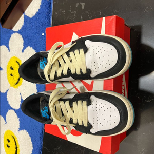 나이키 조던1로우 블랙앤다크파우더250(우먼) 이미지