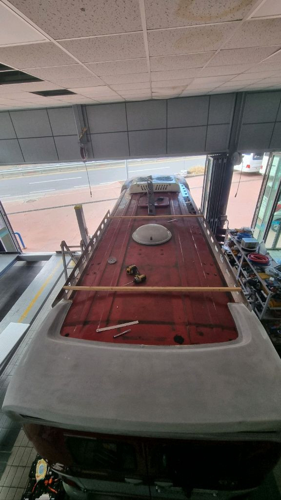 카운티16년6월 1종보통 오토 2만킬로 조수석문 캠핑카 제작하실분. 이미지