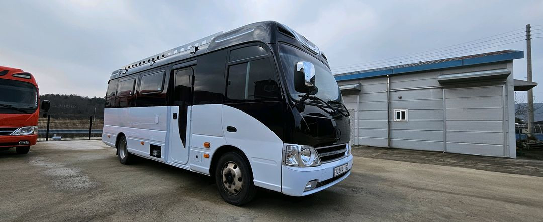 카운티16년6월 1종보통 오토 2만킬로 조수석문 캠핑카 제작하실분. 이미지