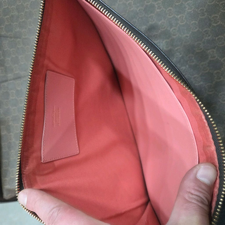 페라가모 간치니 클러치--5