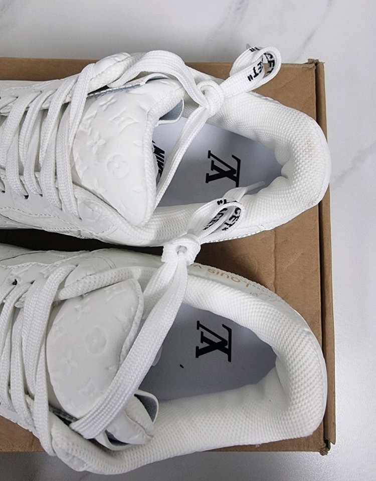 루이비통 나이키 에어포스1 로우 화이트 버질아블로.44--4