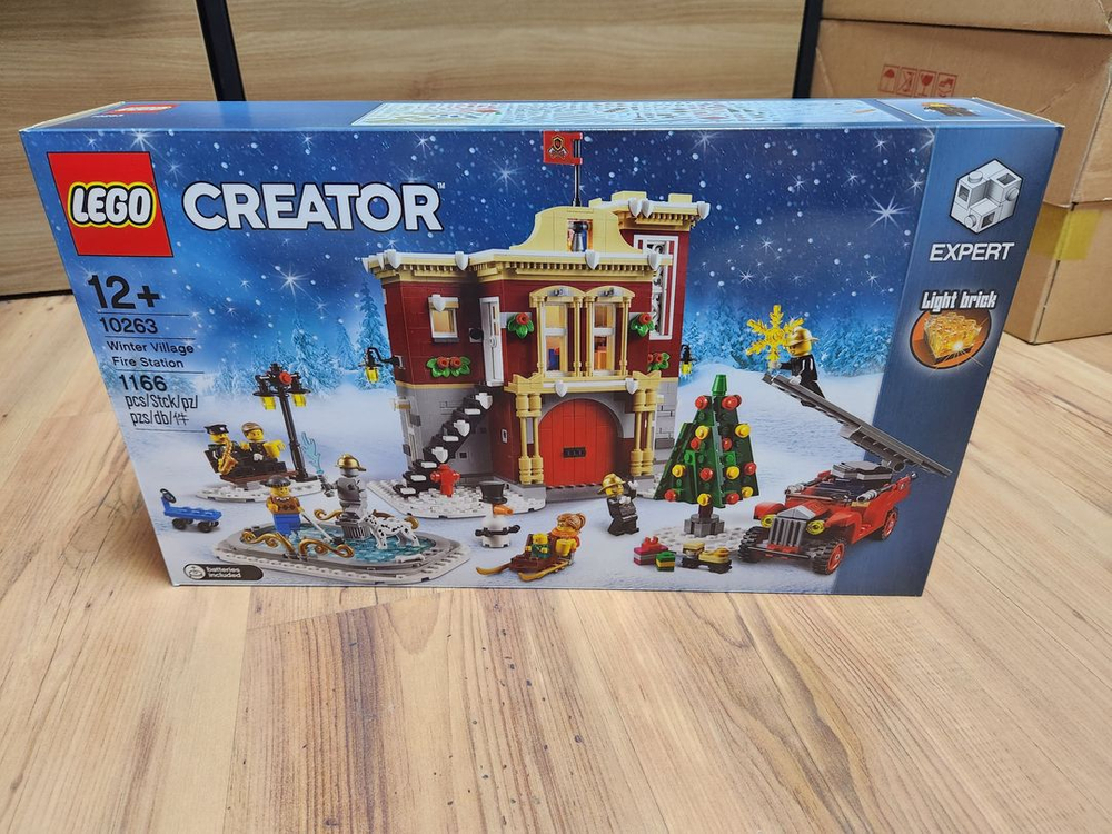 레고 10263 윈터빌리지 소방서 미개봉 제품 팝니다. 이미지