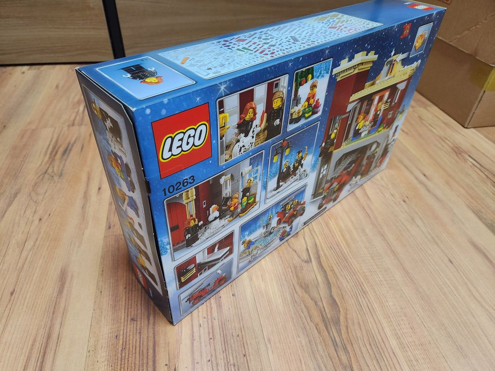 레고 10263 윈터빌리지 소방서 미개봉 제품 팝니다. 이미지