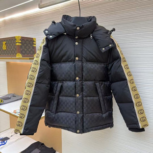 [구;찌] 새상품 / 패딩 / 약 M(66) 사이즈