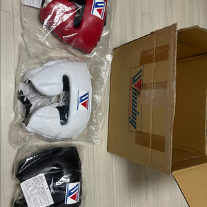 위닝 T자 헤드기어 M사이즈 팝니다