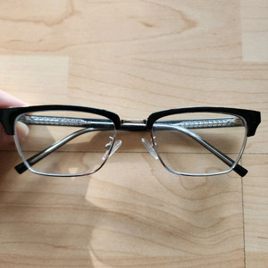 블루 엘리펀트 하금테 안경테 이미지