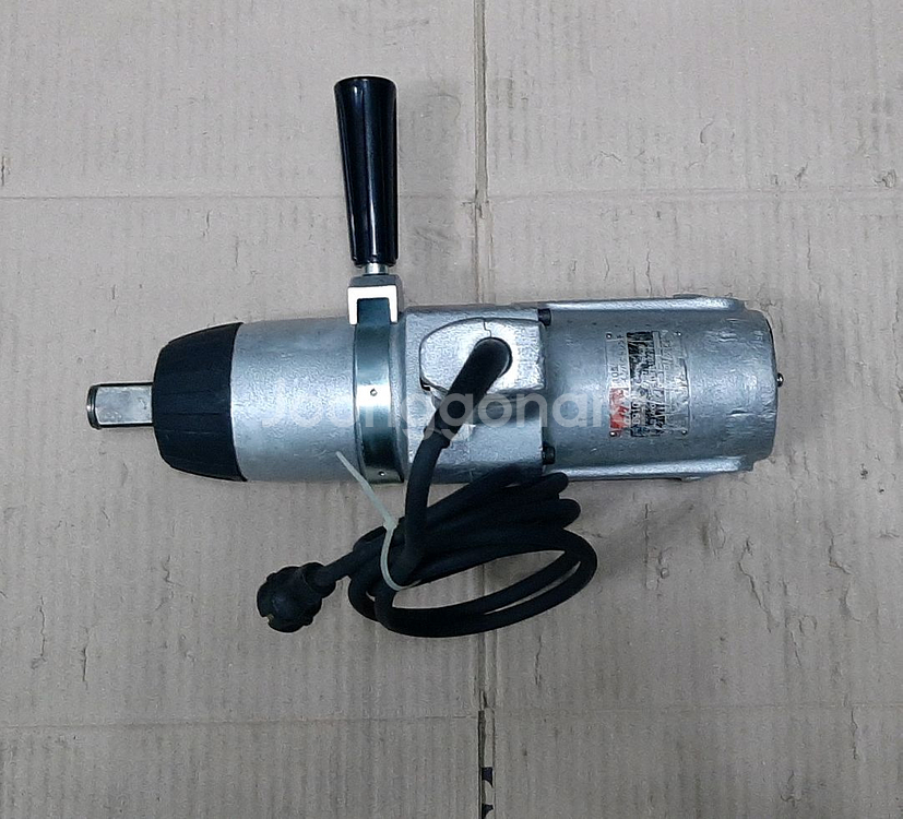 마끼다 임팩렌치--1