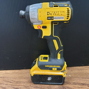디월트 충전임팩 드라이버 DCF887 배터리포함