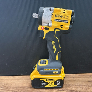 디월트 충전 임팩 렌치 DCF922 배터리포함