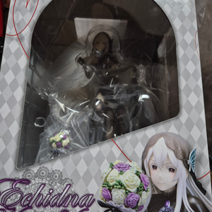 Phat! 1/7 Re: 제로부터 시작하는 이세계 생활 에키드나 웨딩Ver. 피규어 팝니다