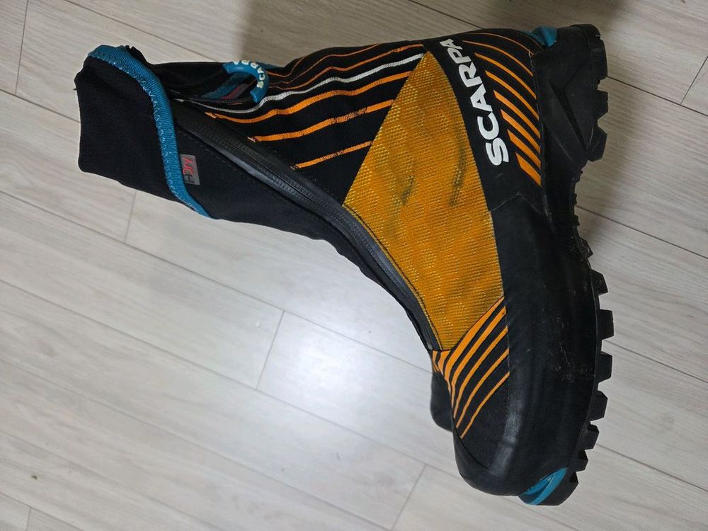 빙벽화 스카르파 팬텀 테크 이미지