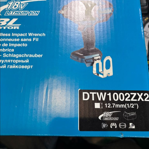 마끼다 18V 충전 임팩트렌치 1/2인치