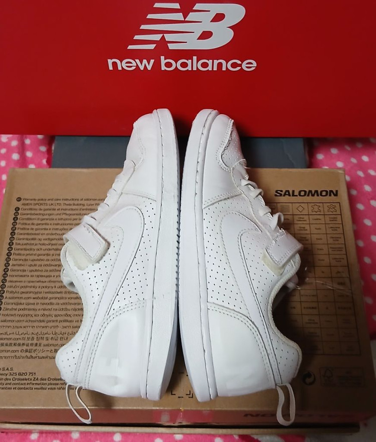 나이키키즈 코트버로우220운동화21년10월--2