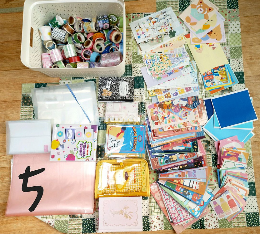 다꾸세트박스 다이어리 스티커 마테 메모지 랩핑지 인스 떡메 스티거모음 파일등--4