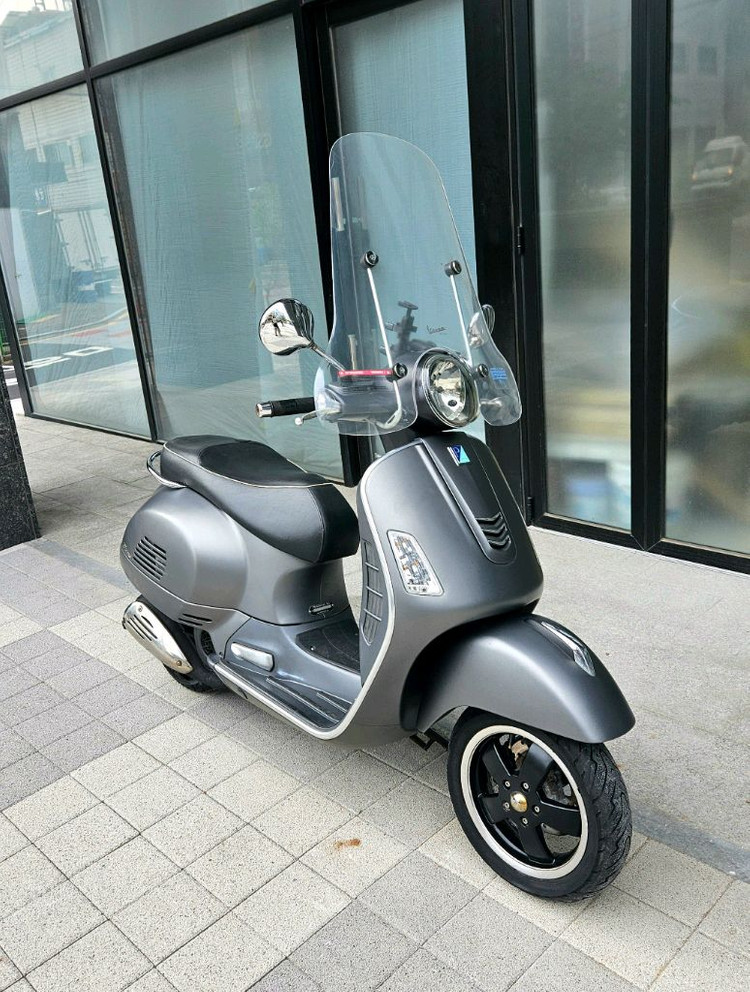 베스파 GTS 125 판매합니다--0