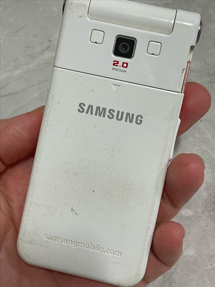 삼성 애니콜 매직홀폰 이미지