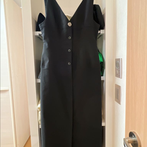 랑방컬렉션 크리스탈 슬리브리스 원피스