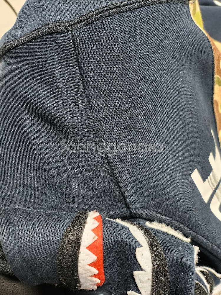 (중고) 베이프 푸마 샤크후드 XL--3