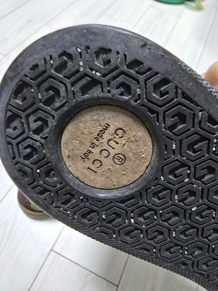 구찌 스니커즈 235 GG로고 PVC 로우탑 정품 운포--4