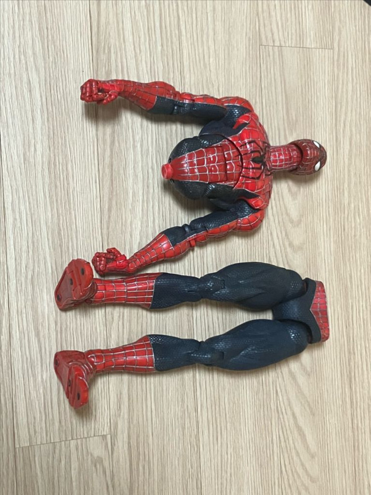 토이비즈 마블레전드 18인치 스파이더맨--3