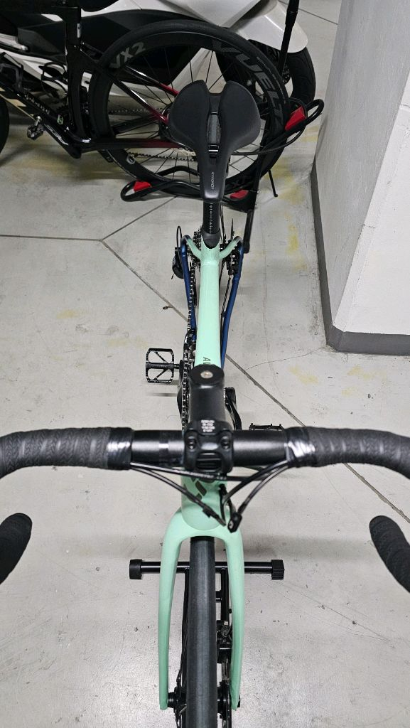 2022 자이언트 리브 어베일 AR3 XS 사이즈 팝니다.--1