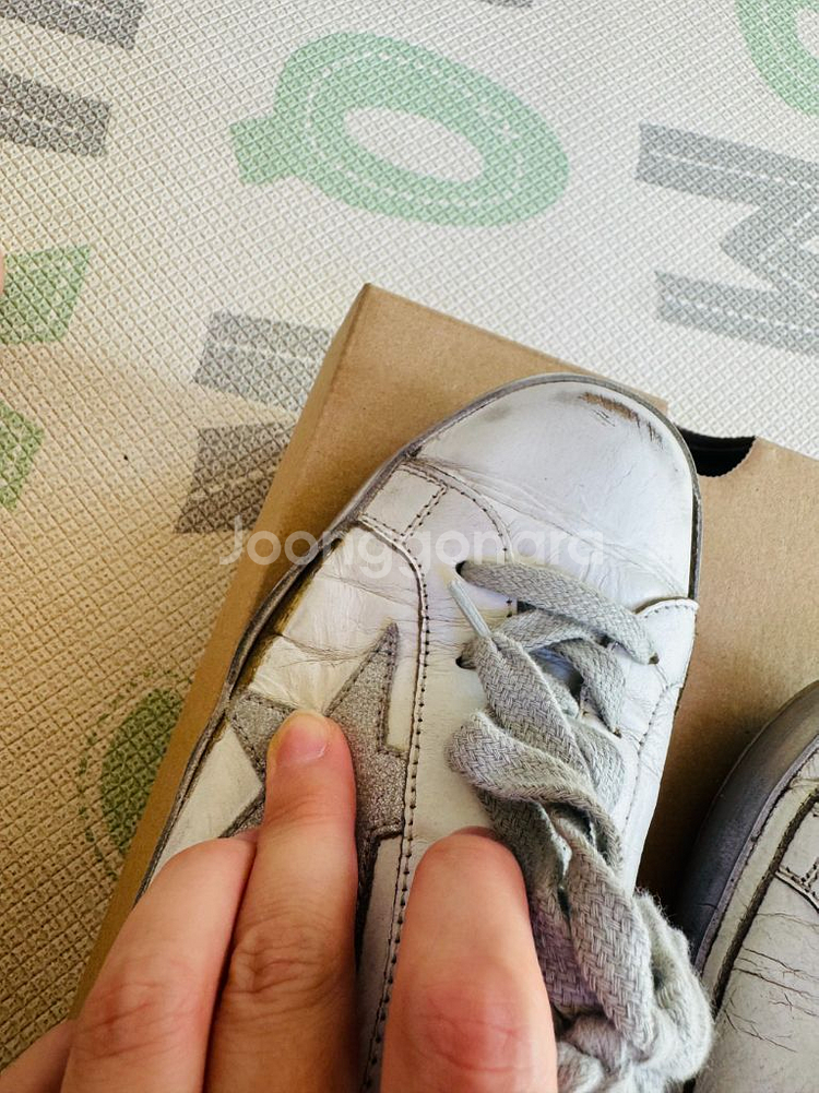 골든구스 슈퍼스타 여성스니커즈 37(240사이즈)--5