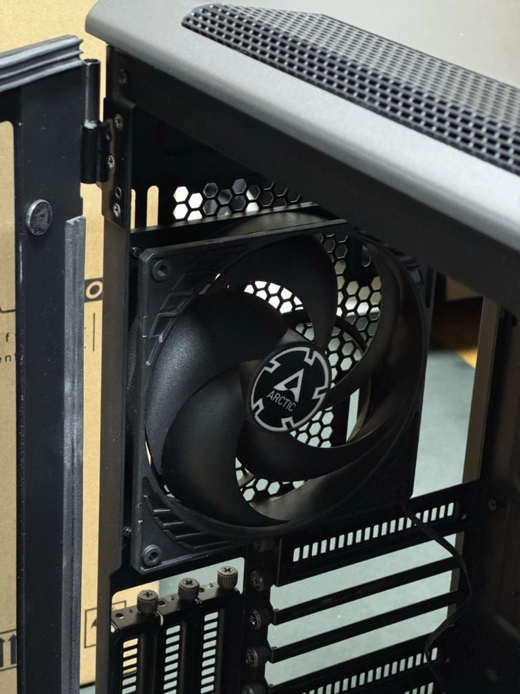 Phanteks Evolv X AG 케이스+hdd베이+아틱p14팬 이미지