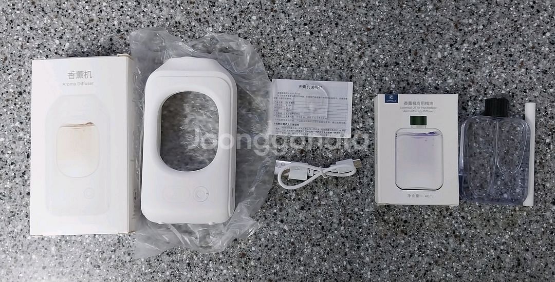 새상품 충전형 9단계 자동 디퓨저 아로마 + 전용 오일 세트--3