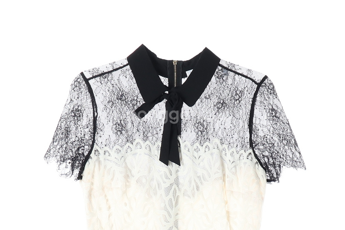 [M]산드로 블랙 아이보리 레이스 리본 타이 반팔 카라 원피스 하객룩--1