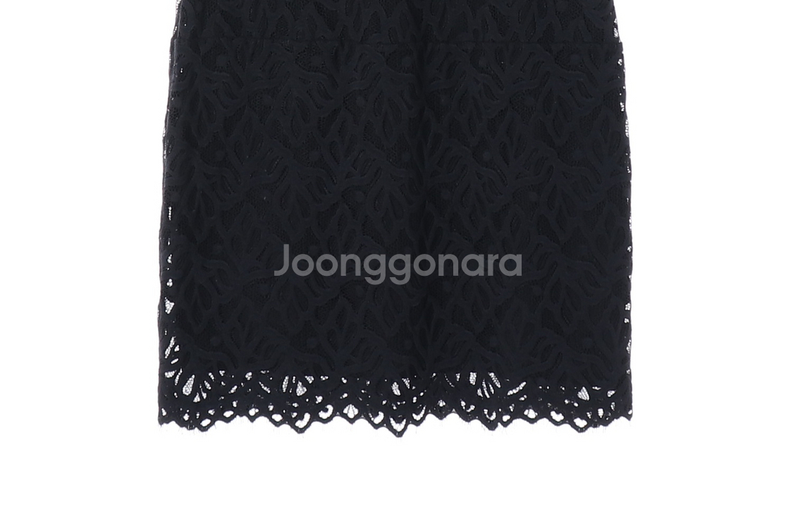 [M]산드로 블랙 아이보리 레이스 리본 타이 반팔 카라 원피스 하객룩--3